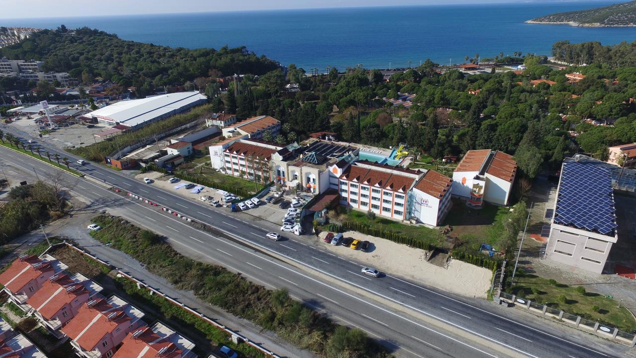 La Santa Maria Hotel Kusadası Exterior foto